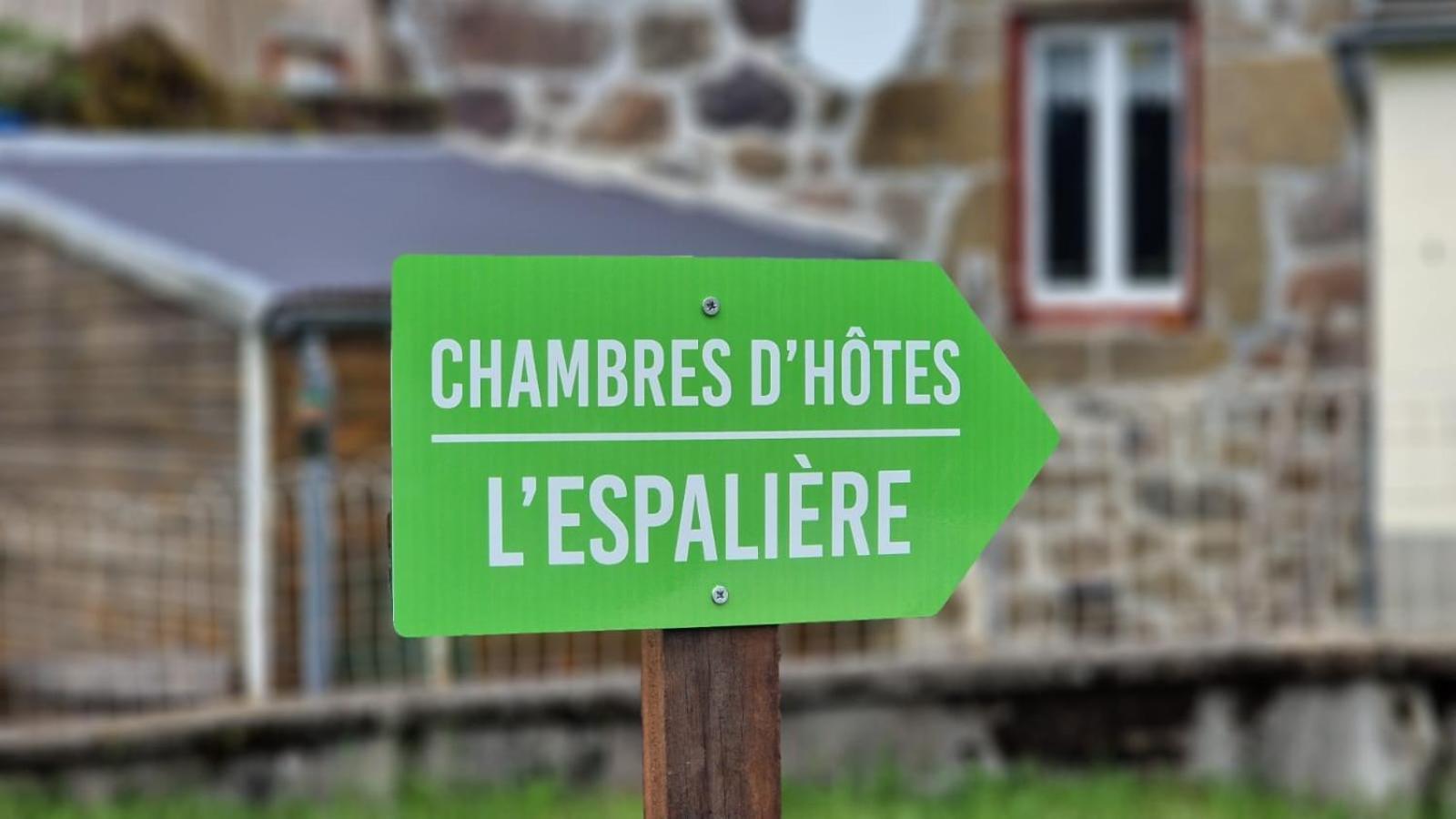 La Lys Martagon Bed and Breakfast Le Falgoux Buitenkant foto